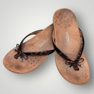 Vionic Brown and Black Sandals